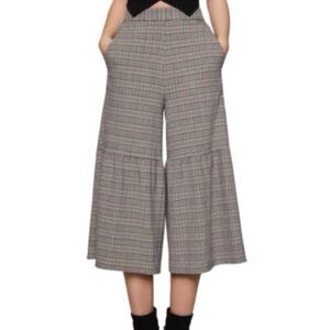 BCBGeneration Plaid Bellbottom Crop Slacks Pink Black Size M